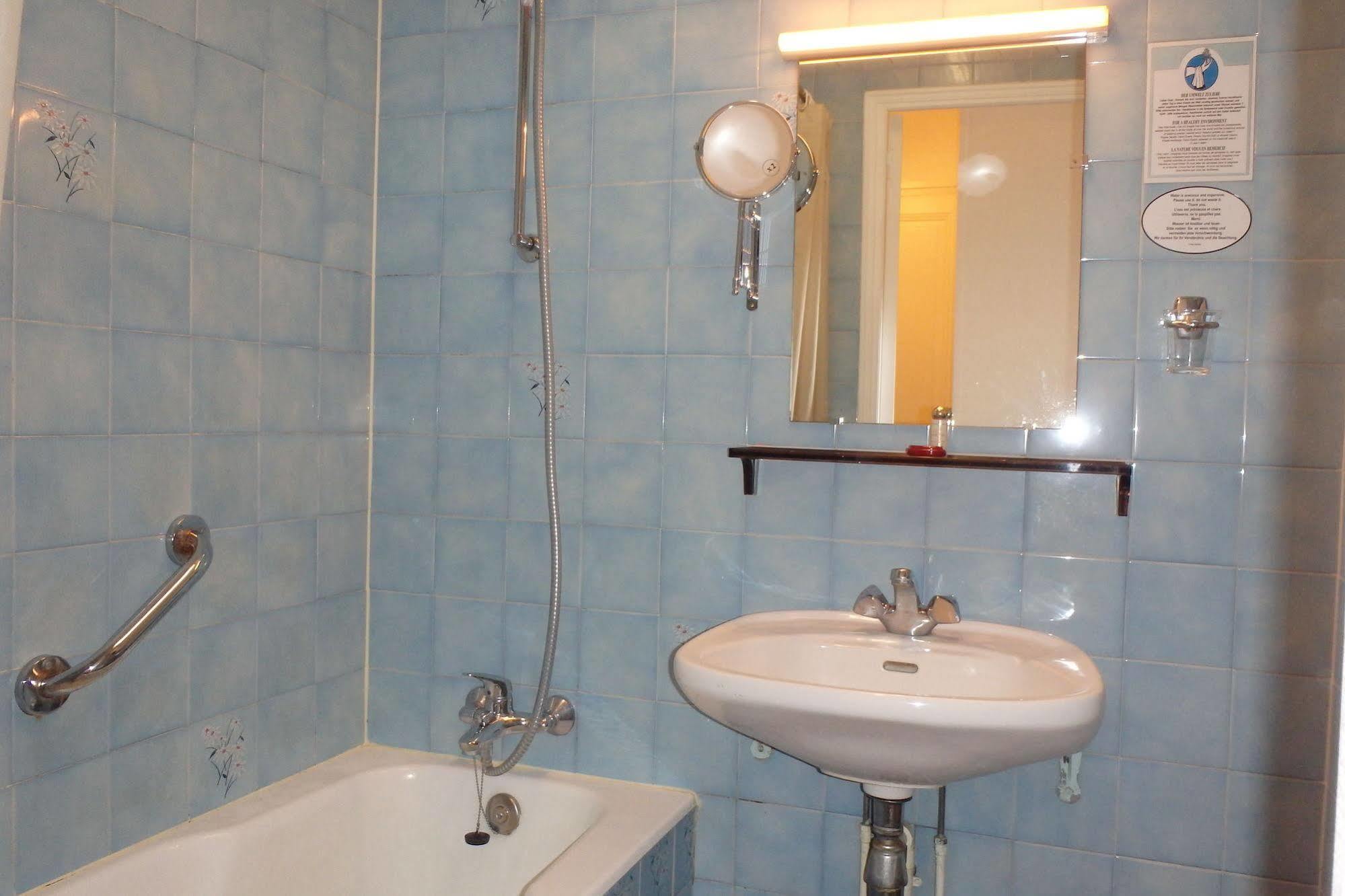 Hotel Maillot Neuilly-sur-Seine Zewnętrze zdjęcie